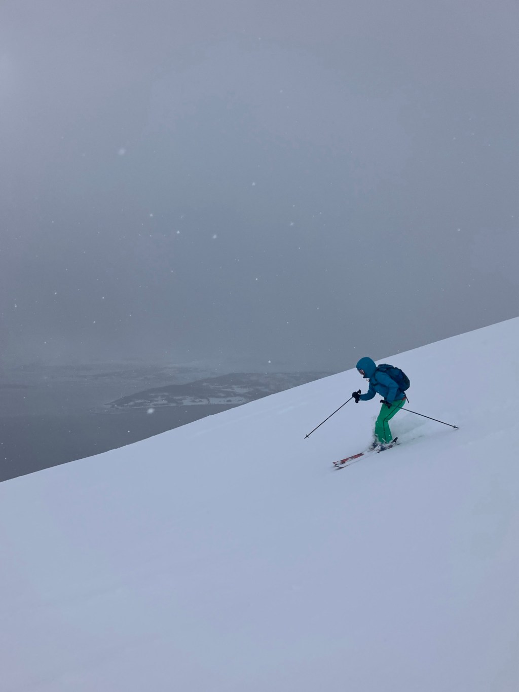 Arctic Powder Skiing