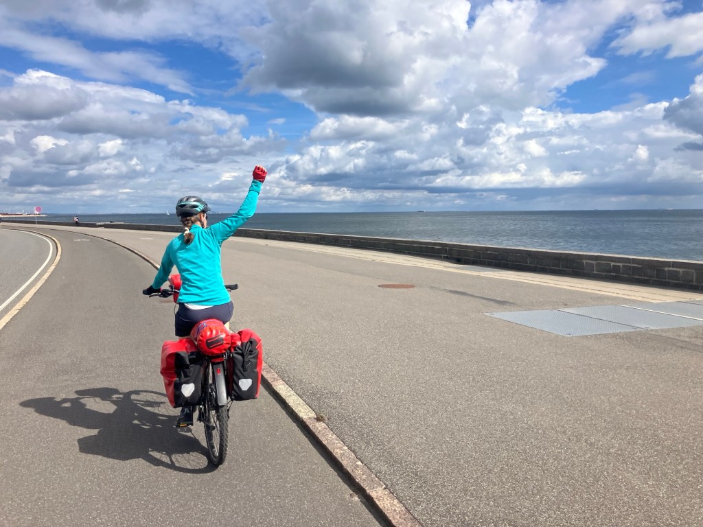Homeward travel – via bike, foot, train, plane, and&nbsp;car..